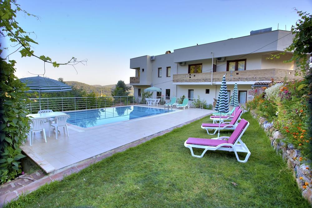 Efes Butik Otel Kirazli (Aegean) Exterior photo